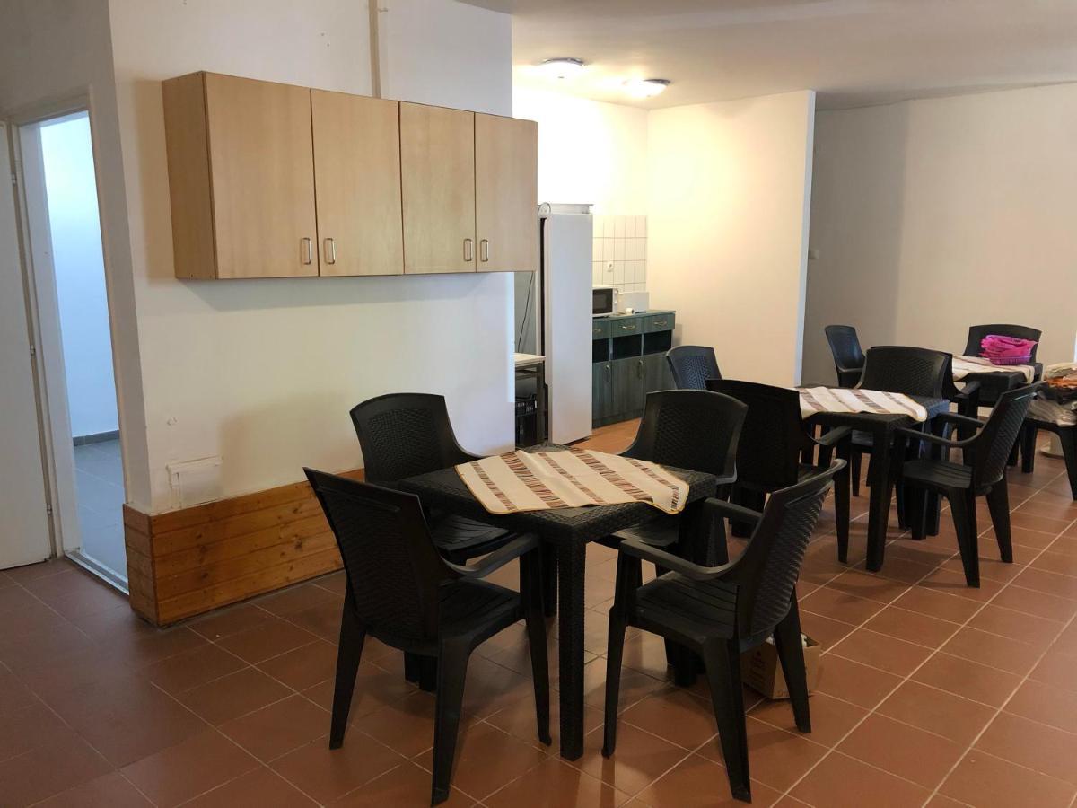Beach Hostel Balatonboglár Kültér fotó