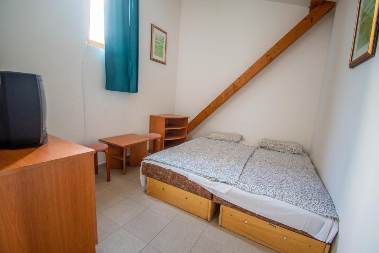 Beach Hostel Balatonboglár Kültér fotó