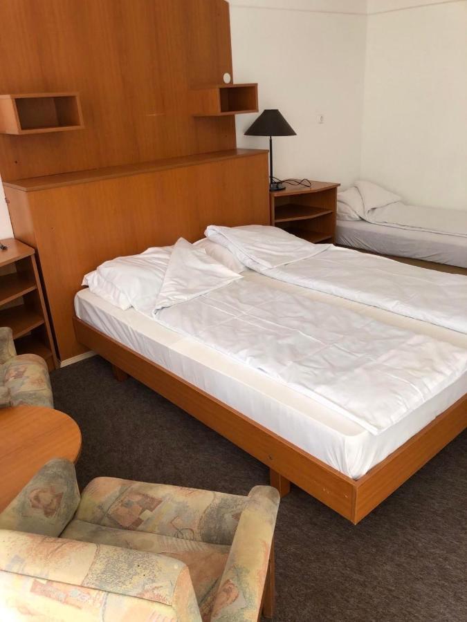 Beach Hostel Balatonboglár Kültér fotó